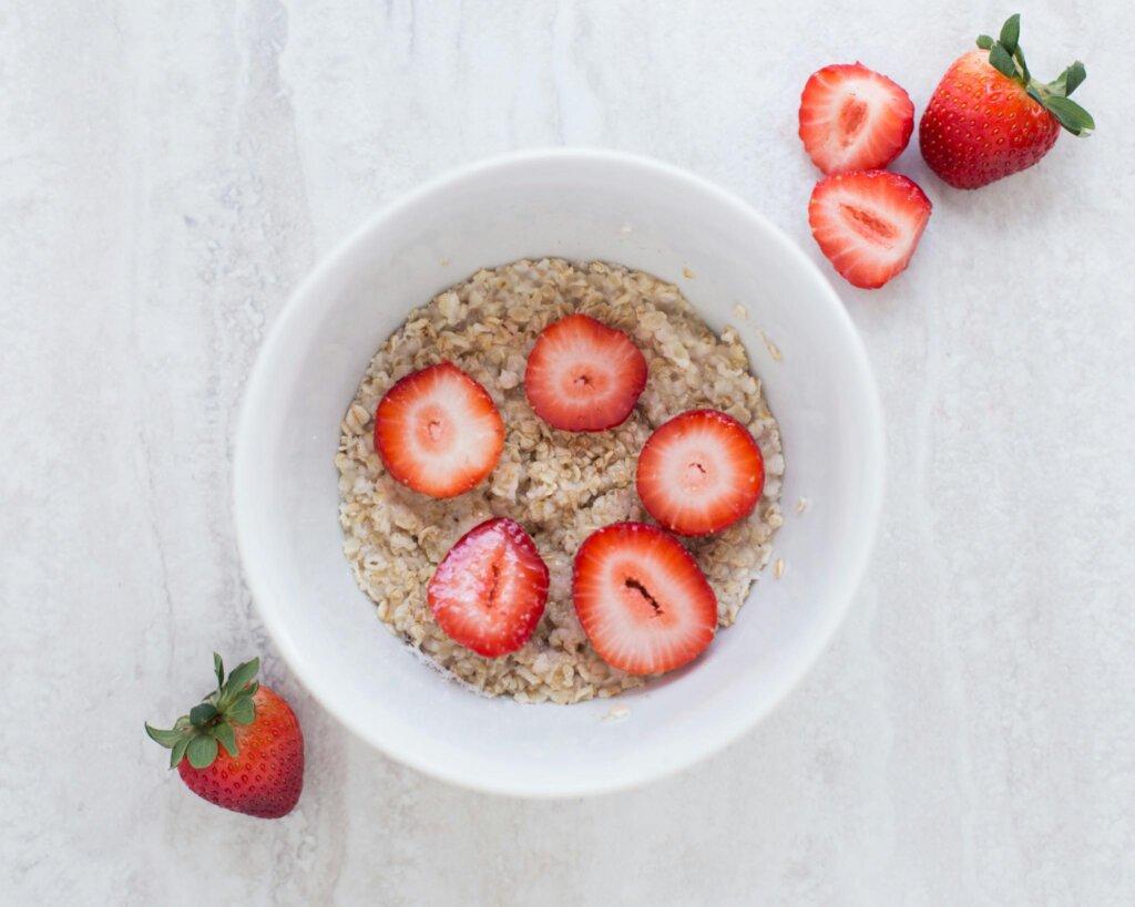 weight-gaining food for kids : oatmeal